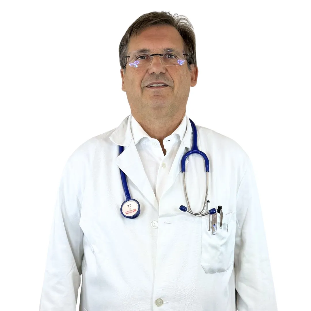 Dr. Lorenzo Nosotti, gastroenterologo ed epatologo al Sanismart Medical Center a Roma