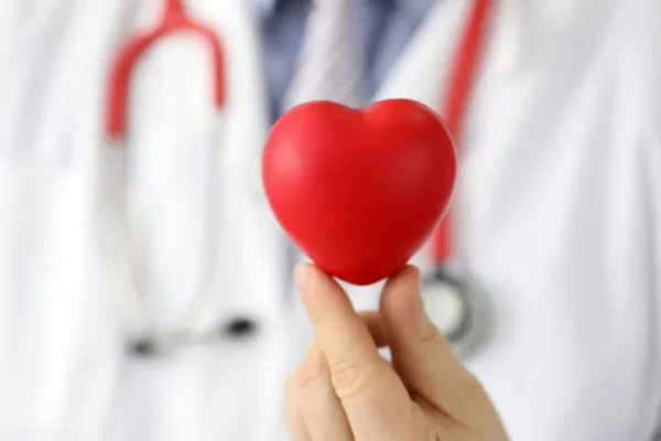 Check-up cardiologico a Roma - Screening completo per la prevenzione cardiovascolare al Sanismart Medical Center